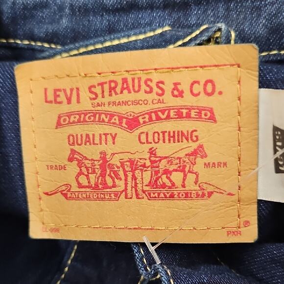 Levi's Strauss Women Classic Dark Denim with Yellow Stitch Jacket and Jeans Set - Picture 12 of 16